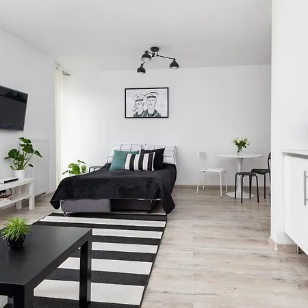 Apartment Apartament Black & White